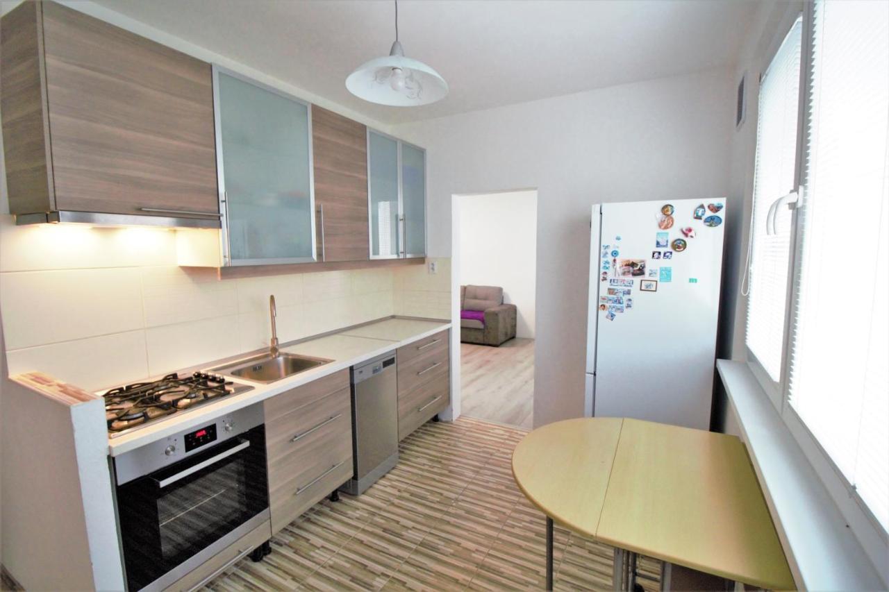 Kwatera prywatna Cozy, Bright With Free Parking Bratysława